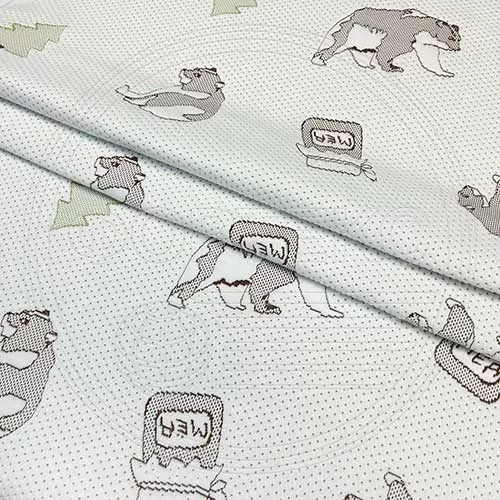 Трикотажное полотно FRTX 25 033 Медведь белого цвета с цветным детскии рисунком