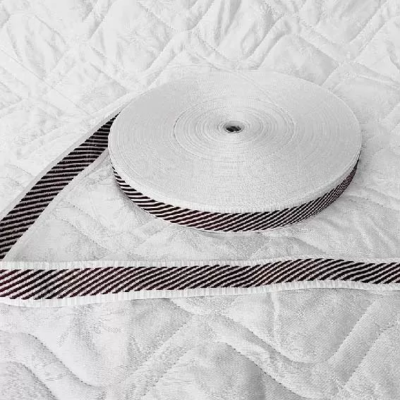 Лента окантовочная цветная A-Ос 5.1 темно-бордовая оптом